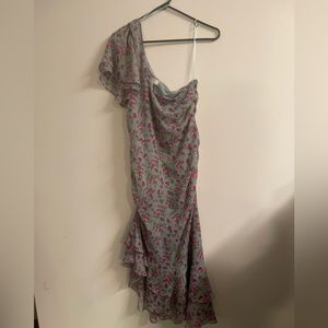 Astr The Label One Shoulder Midi Dress